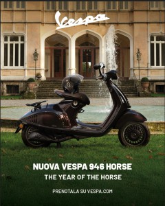 VESPA 946 HORSE